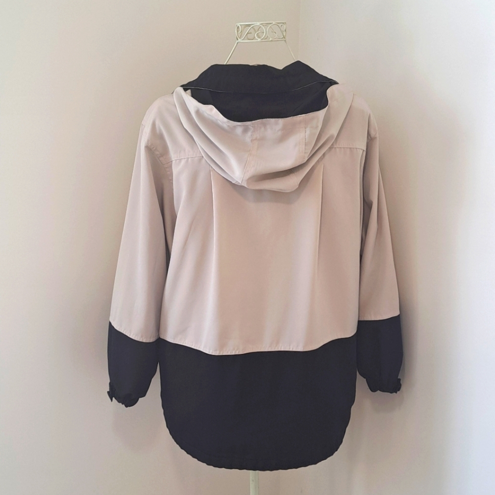 Vtg. 90s Women's Coattales Black And Tan Classic Hooded Jacket, Size Medium. - Picture 6 of 8